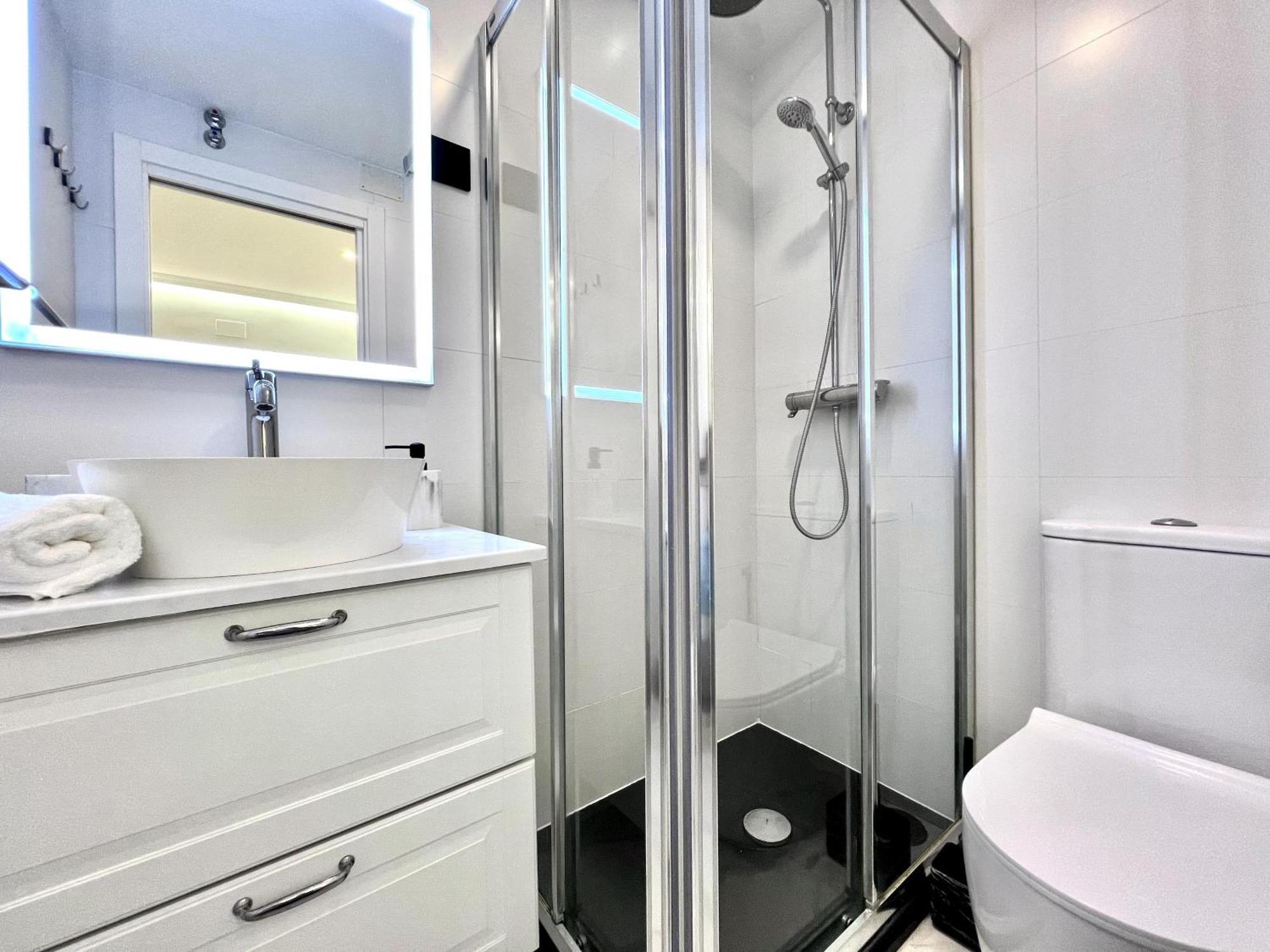 Apartment In The Heart Of Madrid-Piso En Malasana Eksteriør bilde