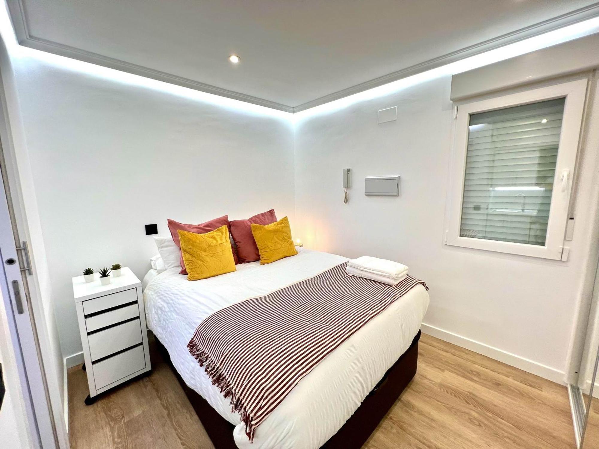 Apartment In The Heart Of Madrid-Piso En Malasana Eksteriør bilde