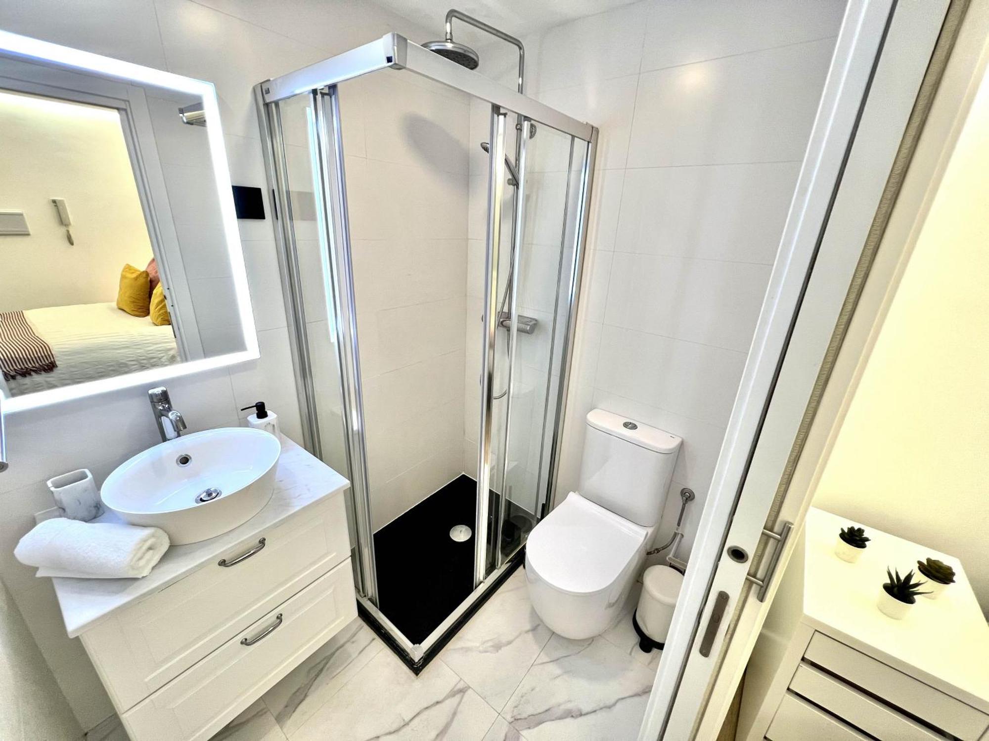 Apartment In The Heart Of Madrid-Piso En Malasana Eksteriør bilde
